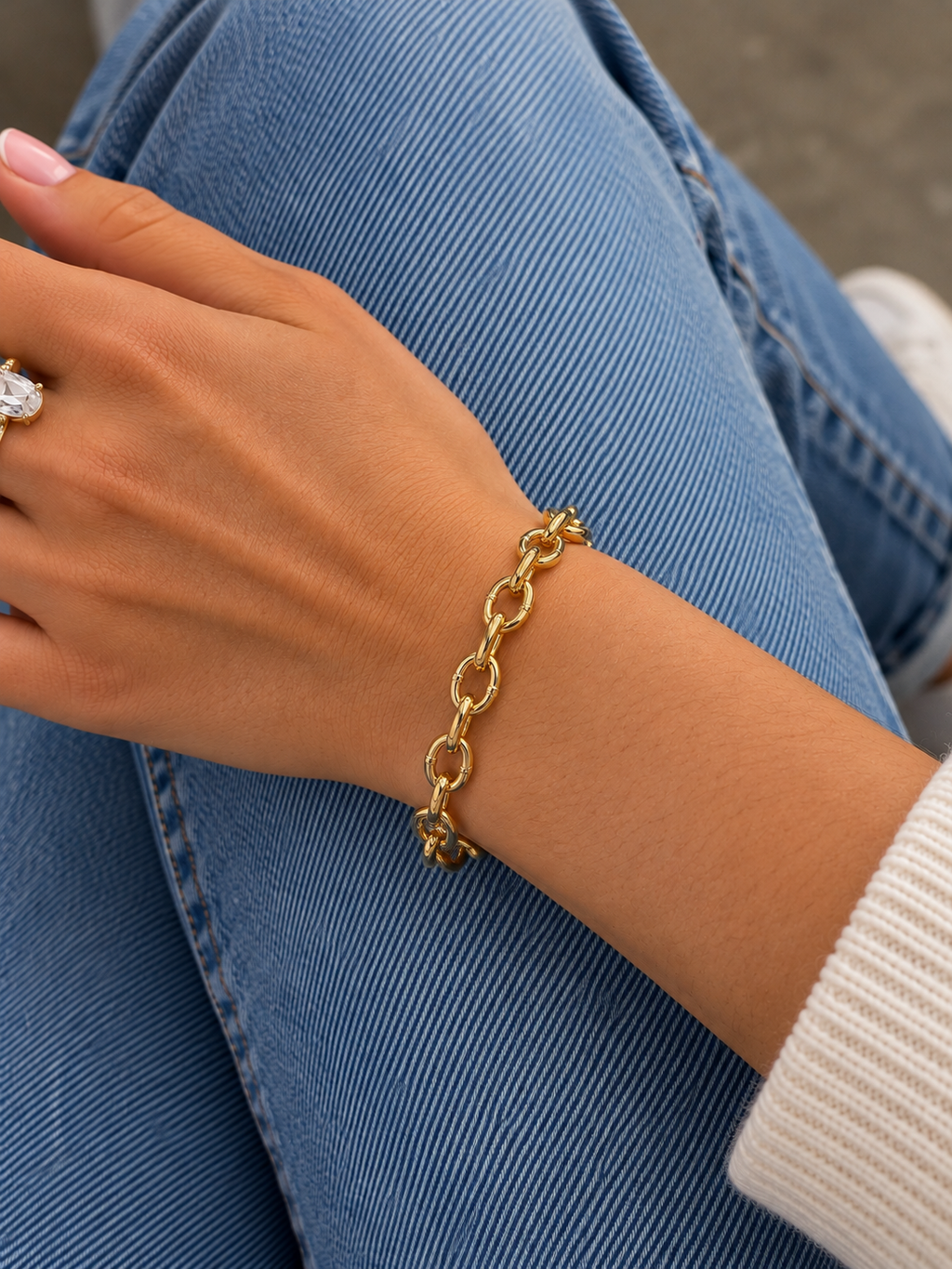 Gold Oval Link Chain Bracelet