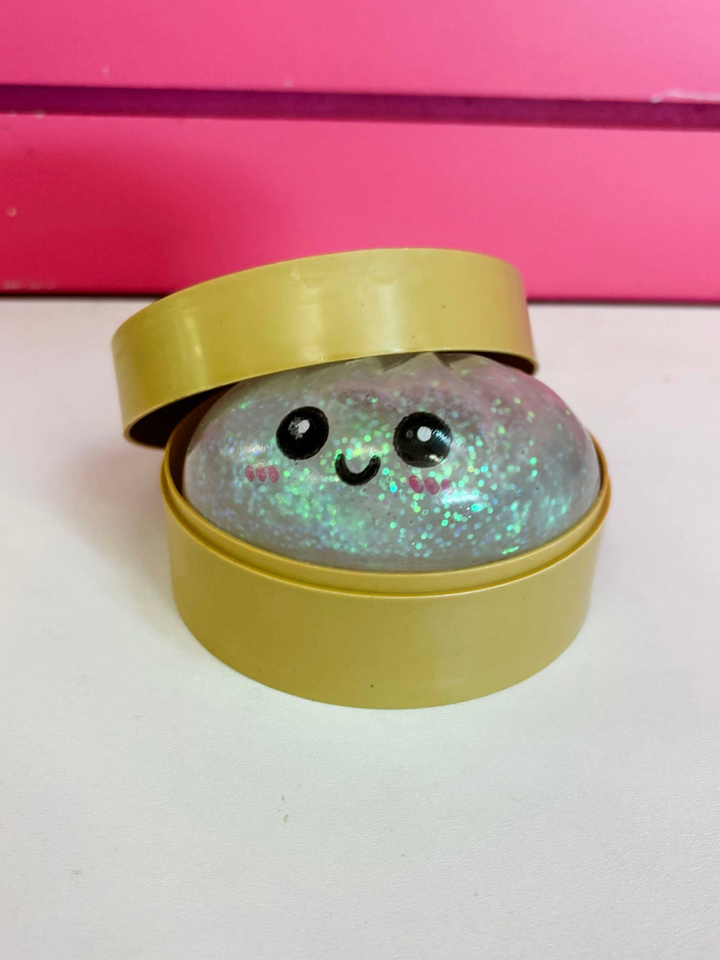 Mystery Glitter Squishy Bun – Sugar Edition ✨